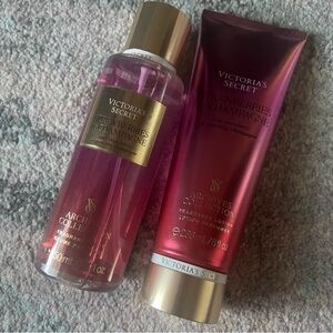 Victoria's Secret Pink Body Wash Luxurious Bath